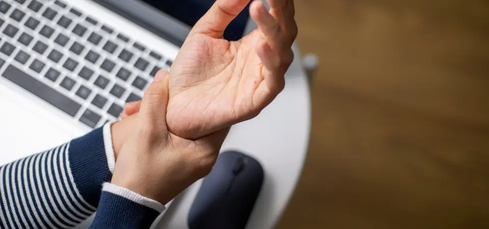 Hickory Repetitive Motion Injury Lawyer-img